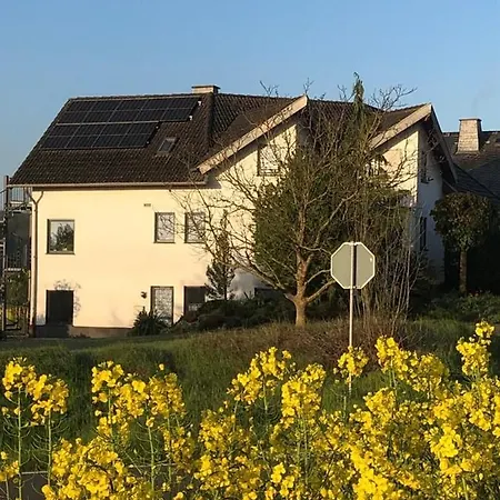Auf Dem Maifeld Apartman *